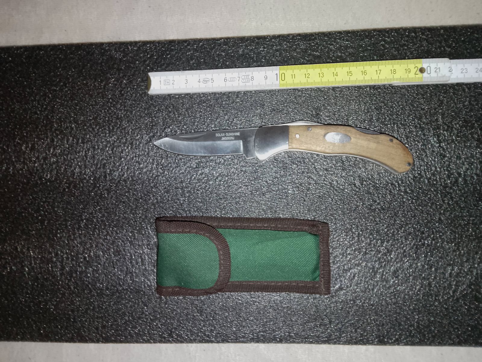 Verschiedene Taschenmesser