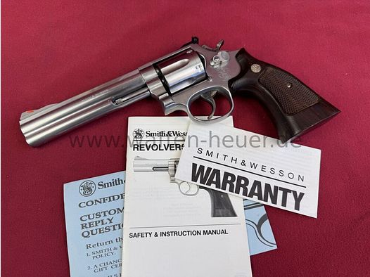 Smith & Wesson 686 Stainless