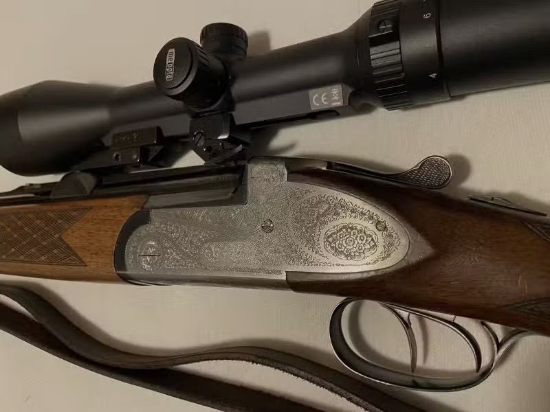 Antonio Zoli fucile a canna rigata 7x64 e cartucce da caccia 12/70