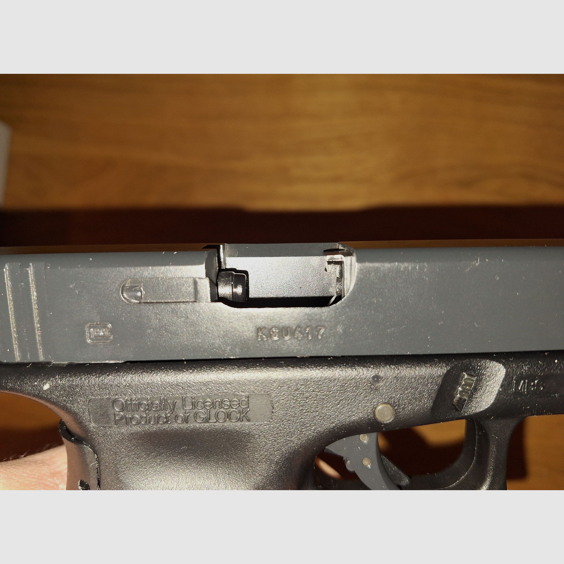 Glock 17 Gen4 Co2 guter Zustand 4,5 mm Stahl-BB mit Blowback
