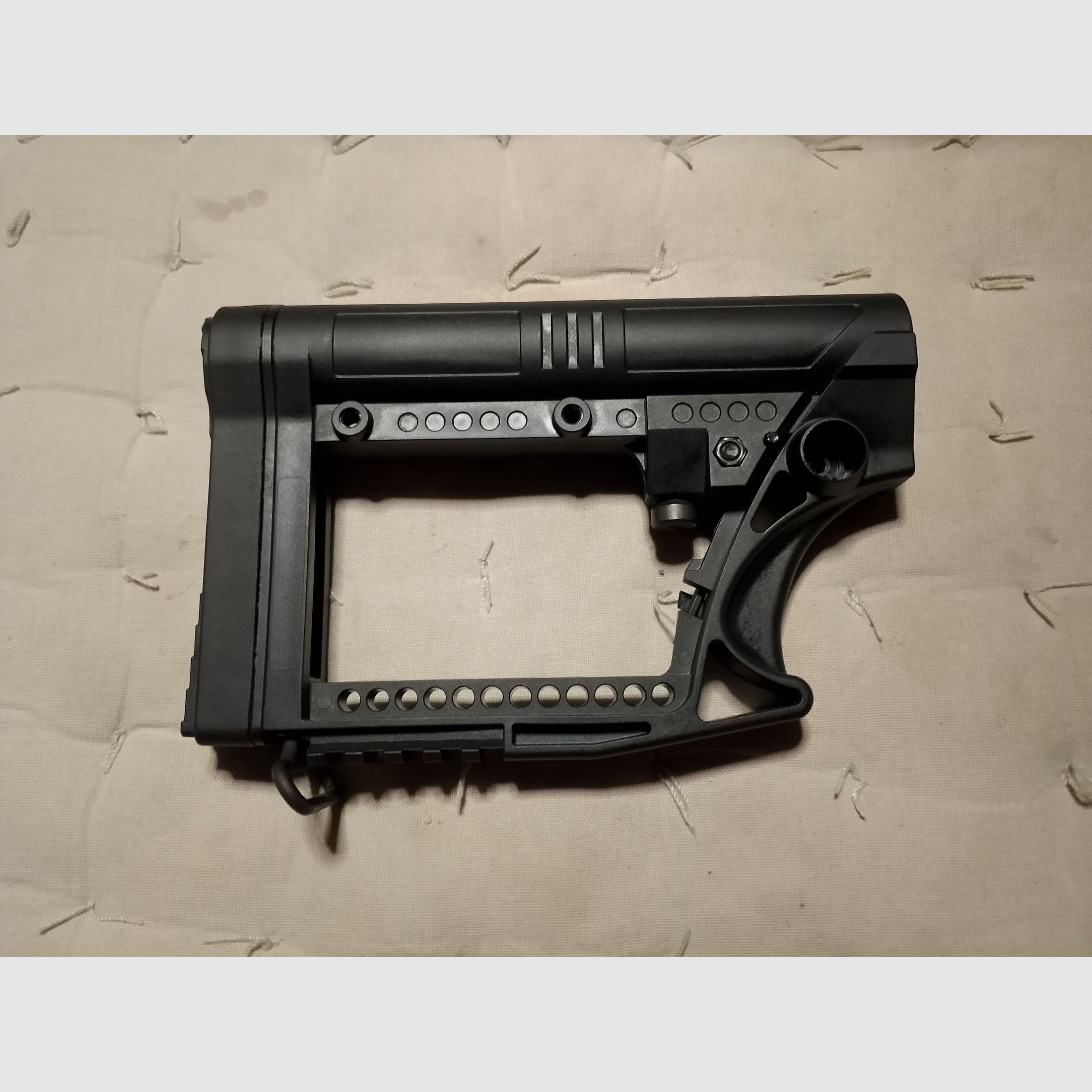 Schulterstütze Schaft AR-15 System Schubschaft verstellbar Schulterstütze Picantinny Schiene inbusschlüssel integriert 