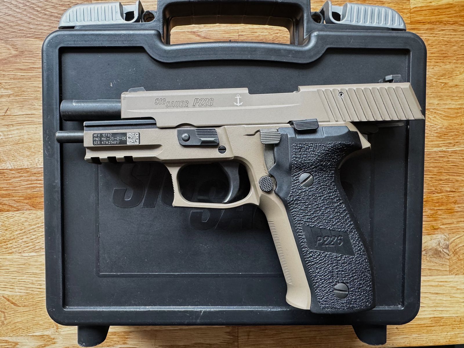Sig Sauer P 226 MK 25 Desert FDE 9 mm Luger *wie neu* 