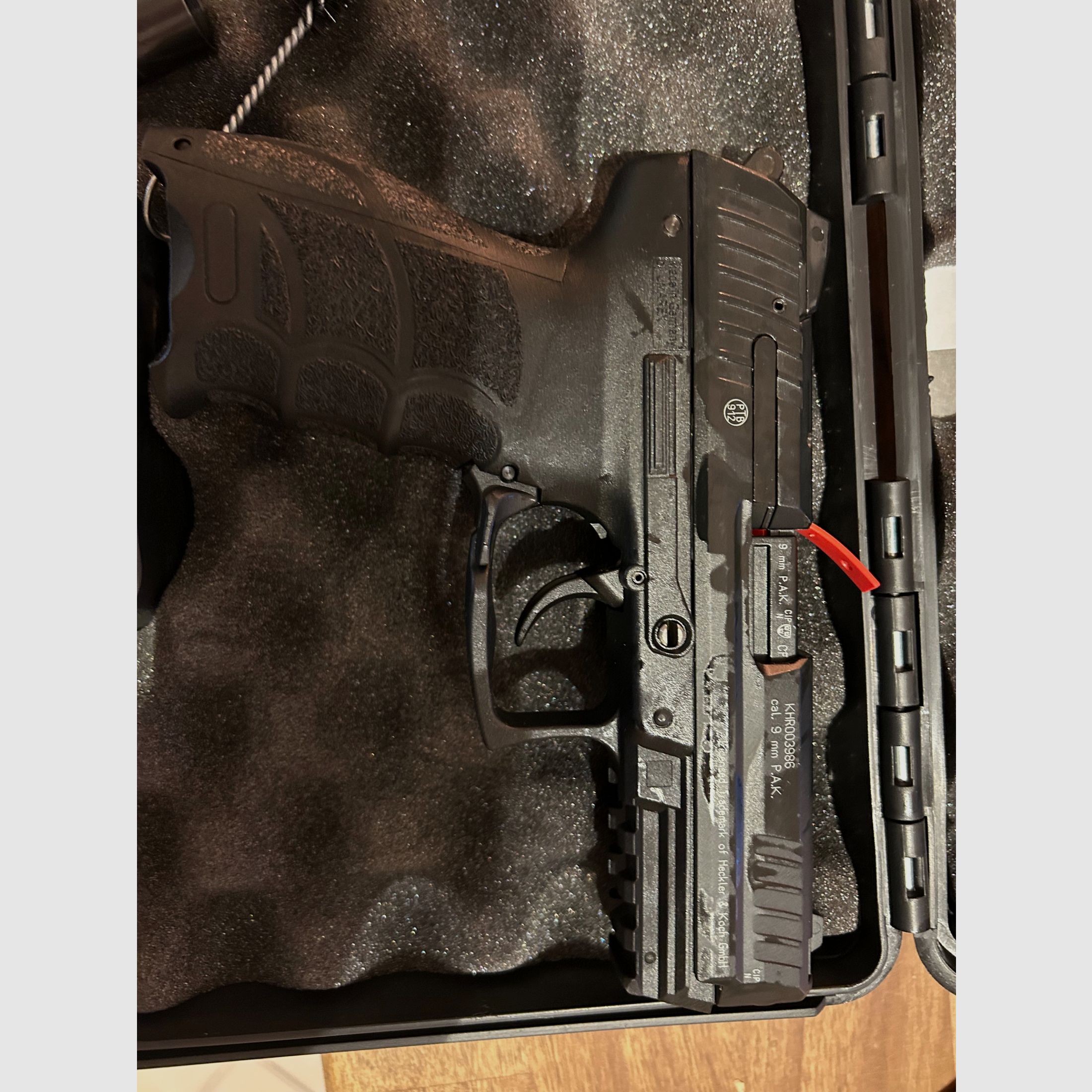 Umarex Heckler & Koch HK P30 – Schreckschusspistole PTB 912 , Bild 4 von 5