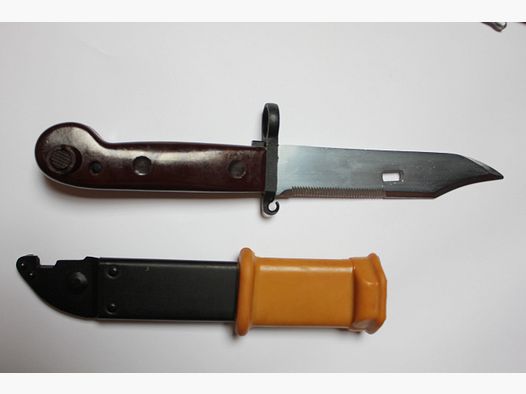 Ungarisches Seitengewehr bzw. 6h3 AK47 Bajonett  in exzellentem Zustand (hungarian 6x3 AK Bayonet) 