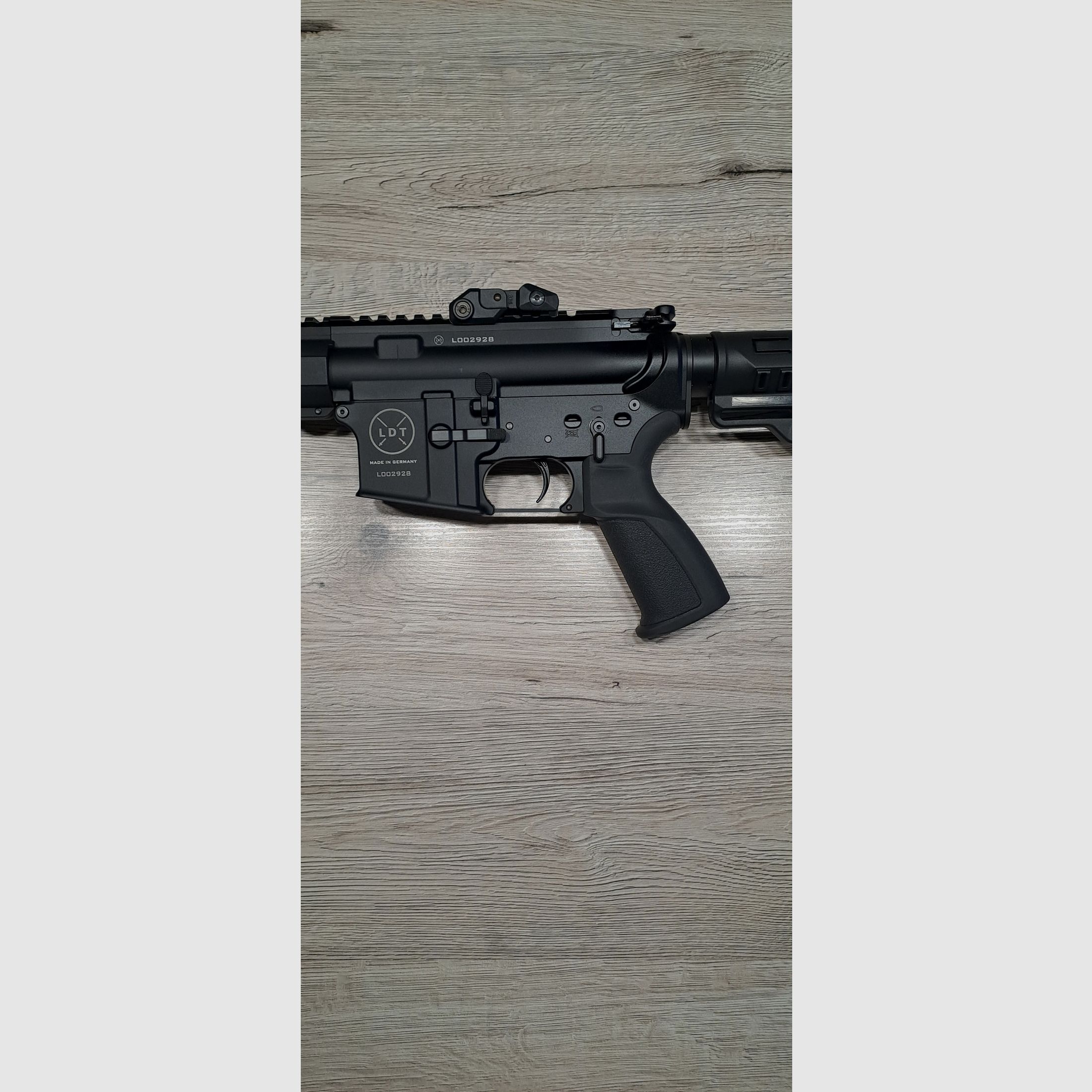 AR 15 LuxDefTec 16 inch, calibro 223, immagine 3 di 3