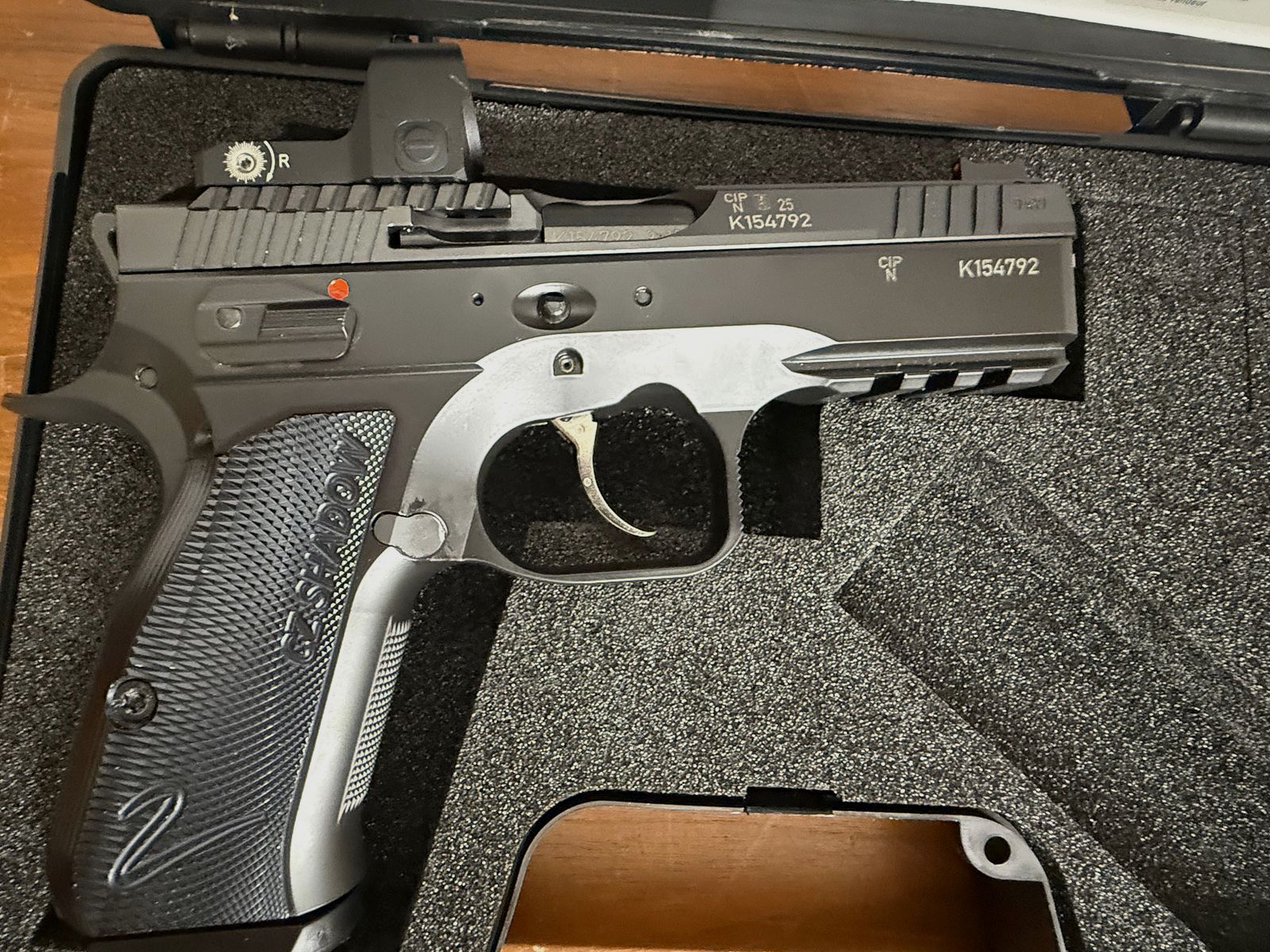 CZ Shadow 2 Compact inkl. Optik – neuwertiger Zustand