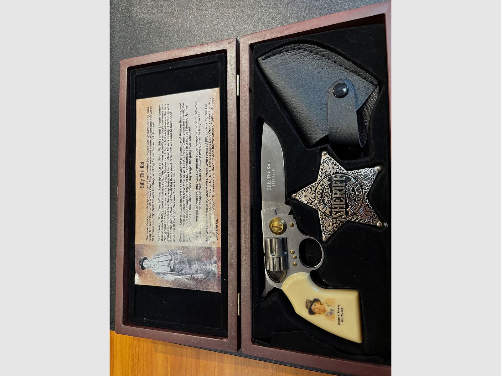 Folding knife "Billy the Kid" in original packaging