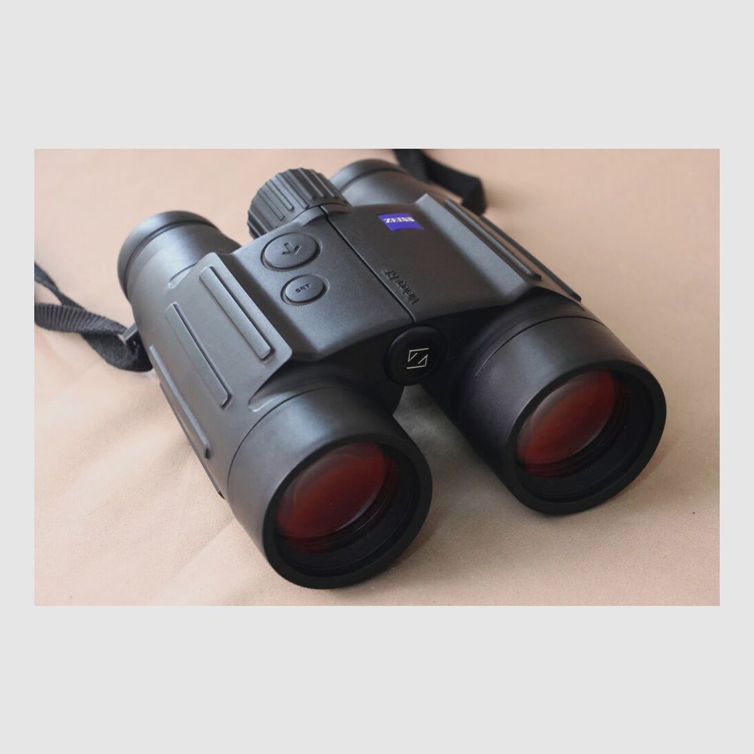 Zeiss Victory 8x45 T* RF // Fernglas mit Entfernungsmesser & OVP!!