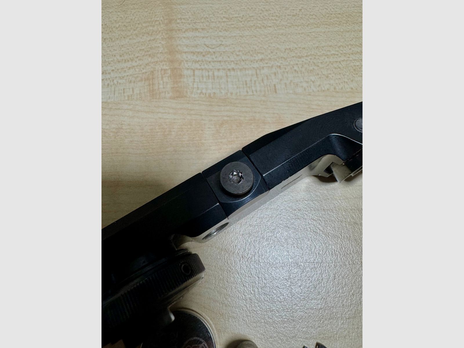 Montage pivotante Blaser pour lunettes de visée avec rail prismatique (appelé rail trapézoïdal ou rail extérieur)