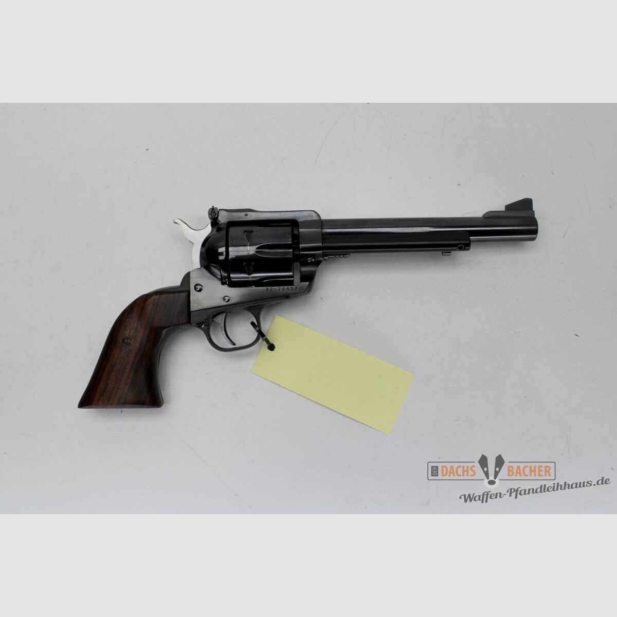 Revolver Ruger New Model Blackhawk Cal. .357 Mag #:2600