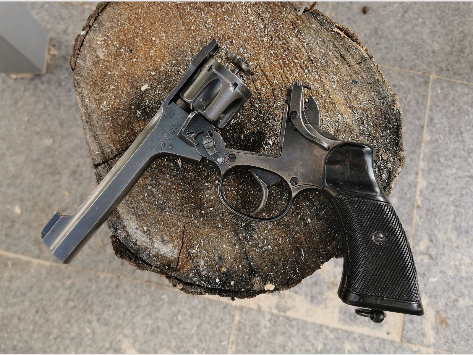 Enfield No.2 MK I WKII origineel omgebouwd naar 9mm R knal vrij vanaf 18 jaar