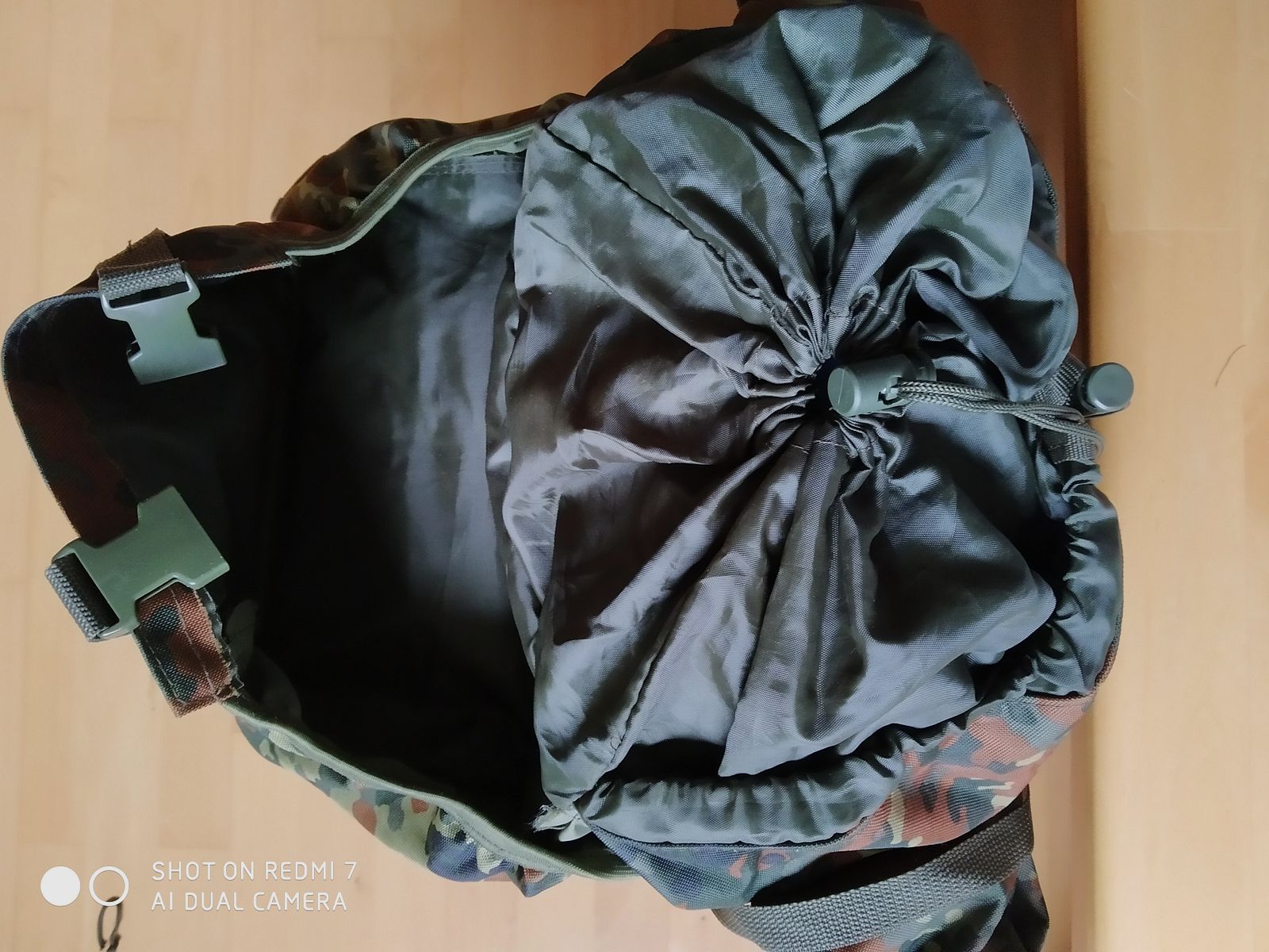 Imitat BW - Kampfrucksack, Volumen 65 l, Flecktarn