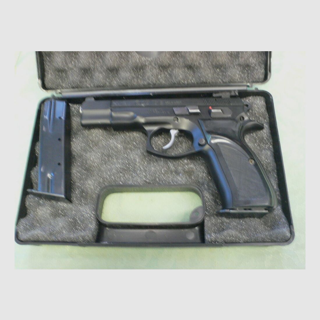 CZ Brünner CZ 75 B