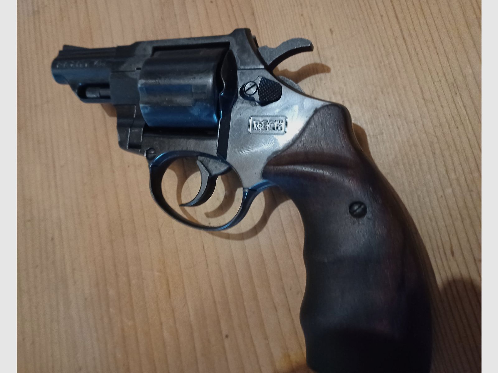 Reck revólver de fogueo Agente 45