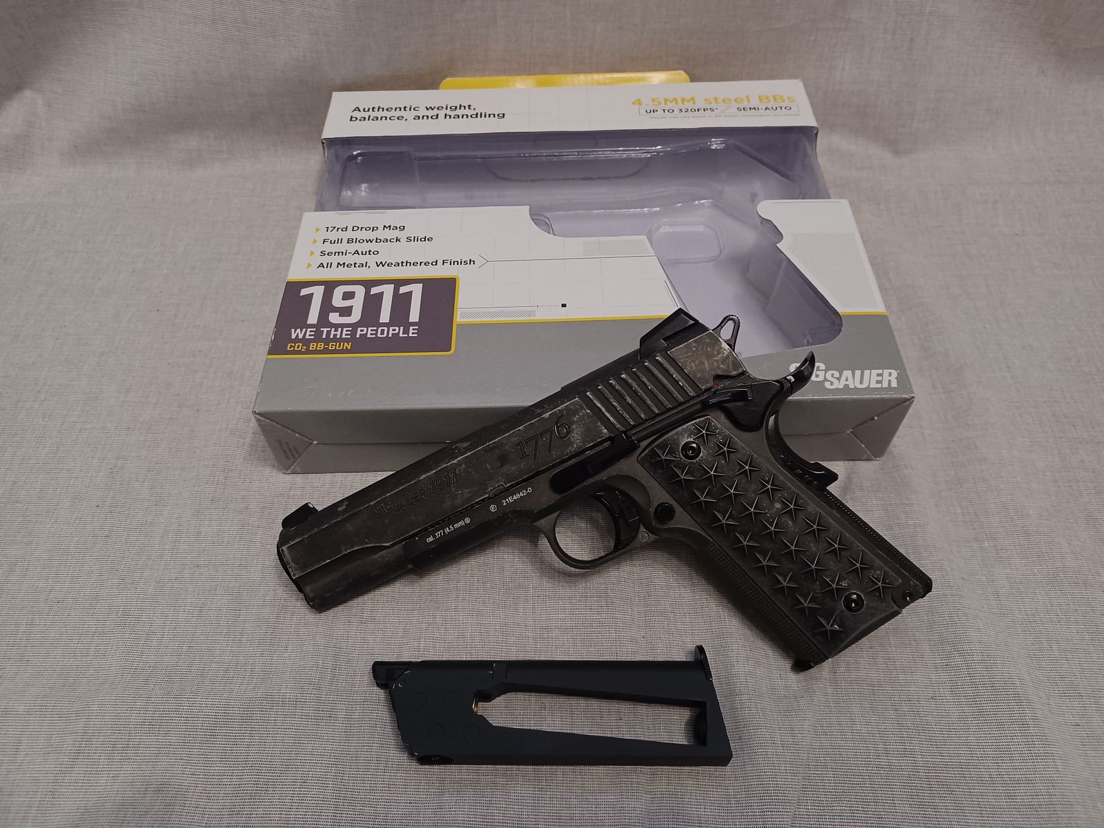 SIG SAUER 1911 Wir das Volk / 4,5 mm BB / BlowBack / CO2 / Pistole / OVP (9)