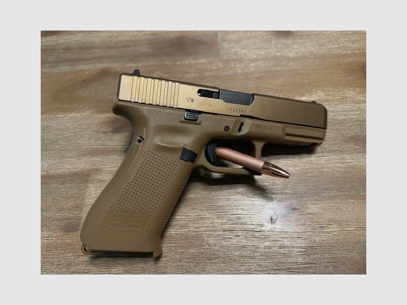 ***NUEVO*** Glock 19X Gen.5 (Cal. 9mm) con 4 cargadores