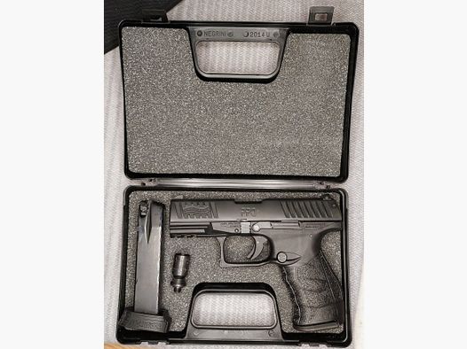 Walther PPQ M2 blank firing pistol 9mm P.A.K. black (PTB 958) with 2 magazines