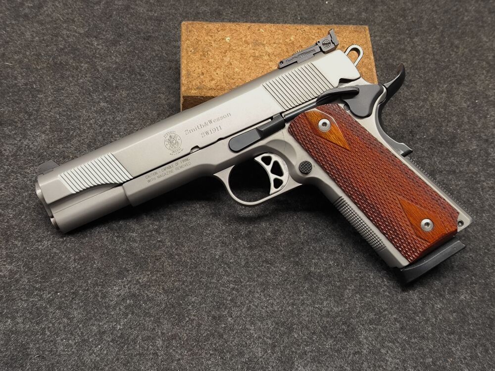 Smith & Wesson SW1911