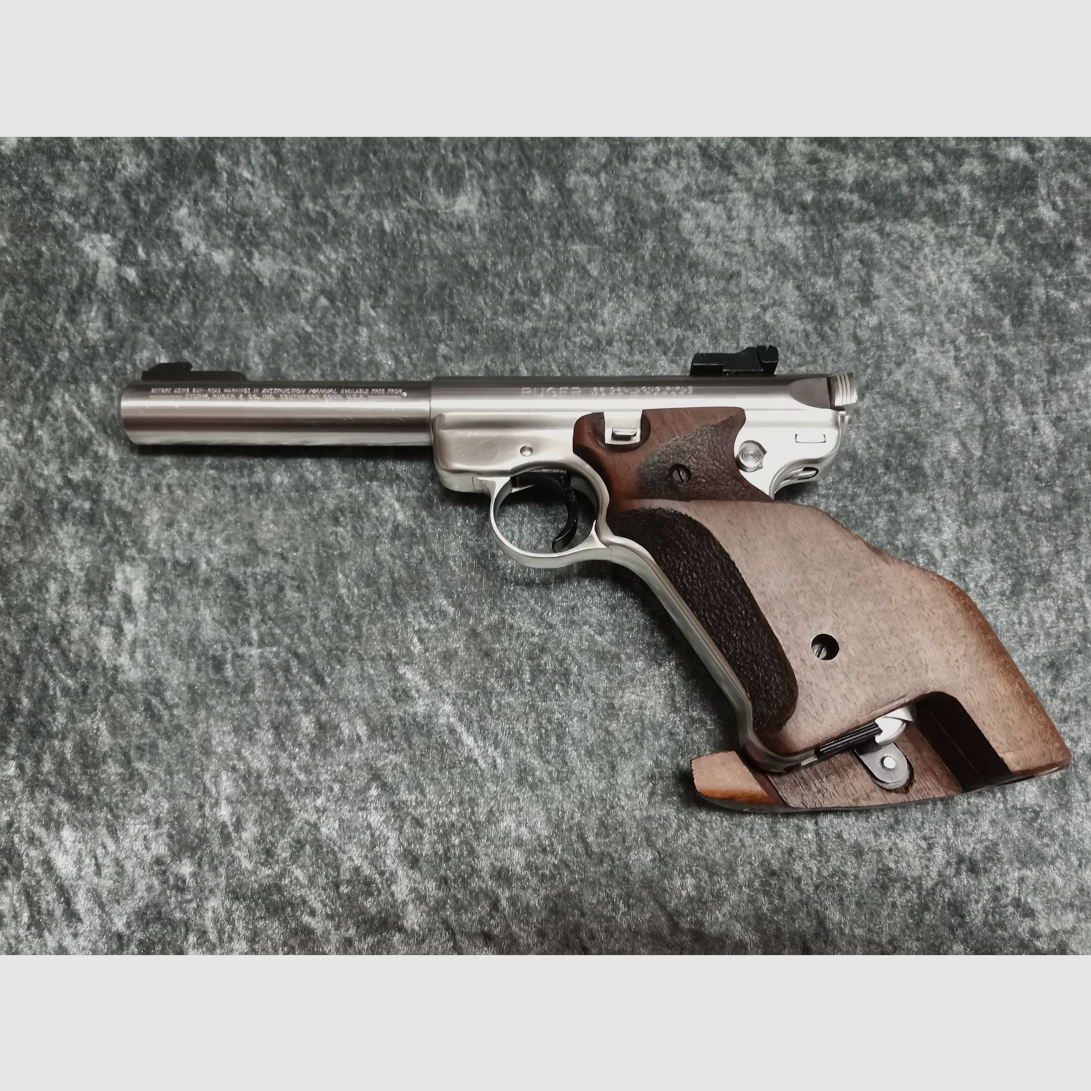 Ruger Mark II Target Matchpistole .22lr Sportpistole Stainless