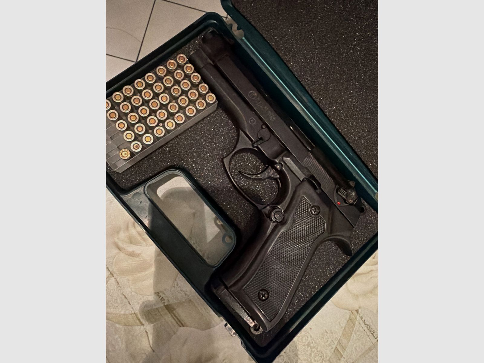 Chiappa firearms, Bild 1 von 2