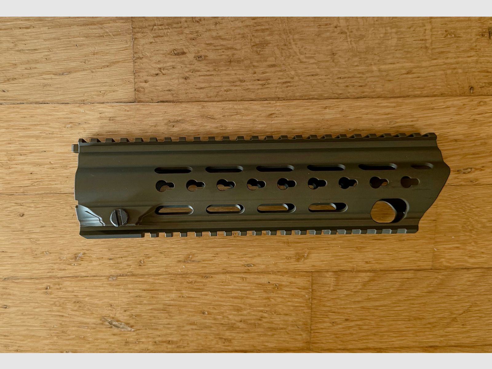 Original H&K handguard per MR223, slimline, per 16.5" pollici, in RAL8000, immagine 2 di 3