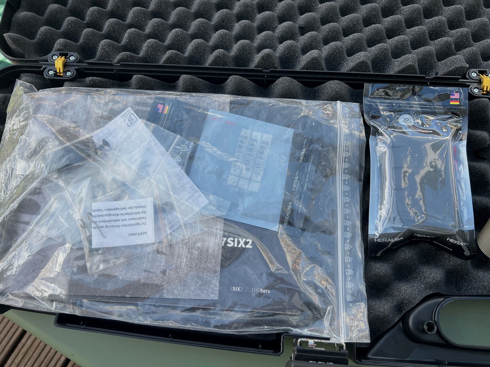 Hera Arms AR15 mit Glas und Zubehör