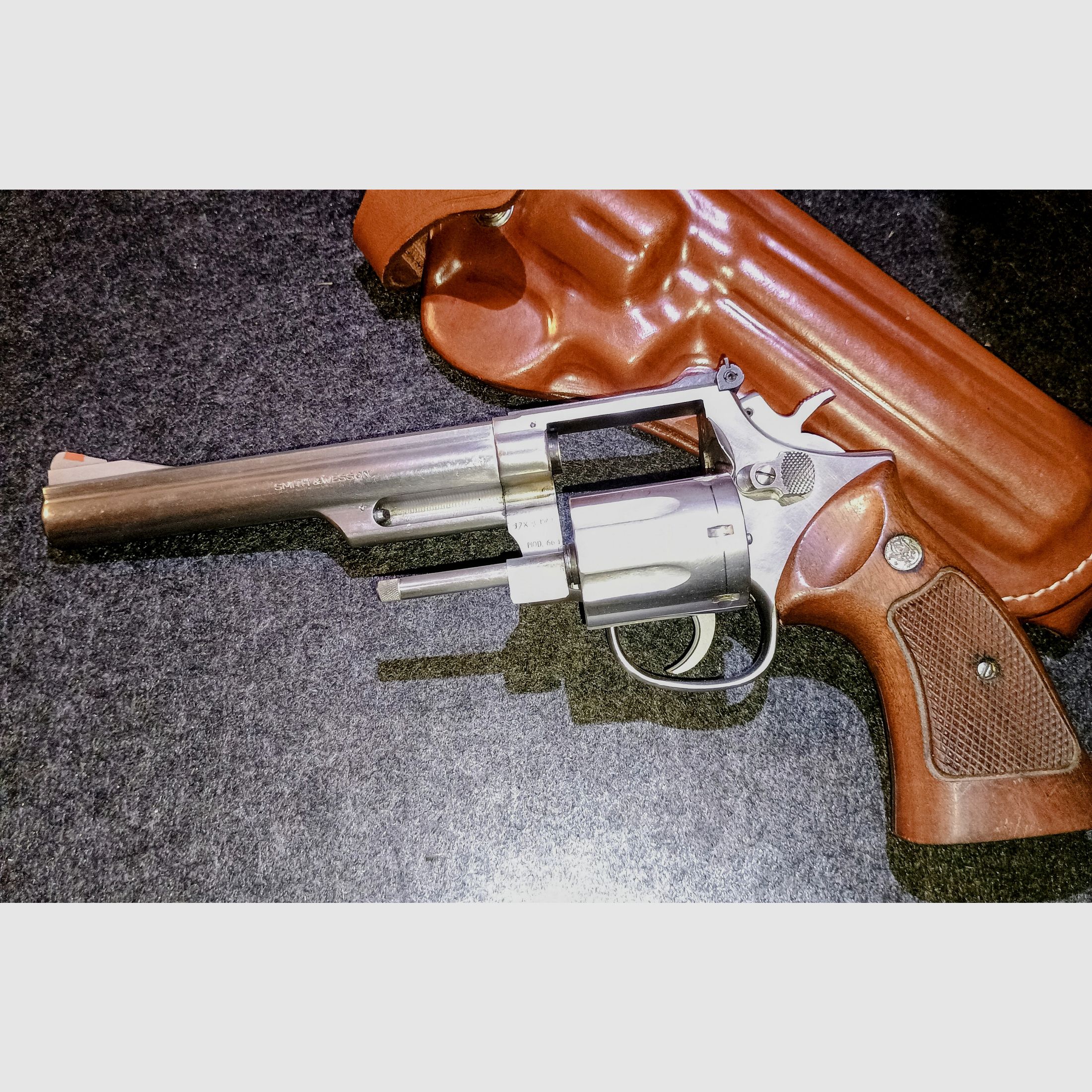 Revolver Smith & Wesson 66-1 6 inch kaliber .357 mag, afbeelding 3 van 5