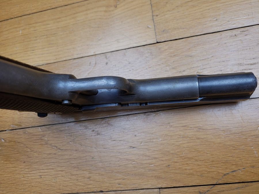 Zeer goede Colt 1911 A1 van het Amerikaanse leger – Tweede Wereldoorlog – Fabricage Remington uit 1943 – Met DE originele holster en DE gevechtsriem – Mechaniek en loop in perfecte staat – TBE-, afbeelding 8 van 19