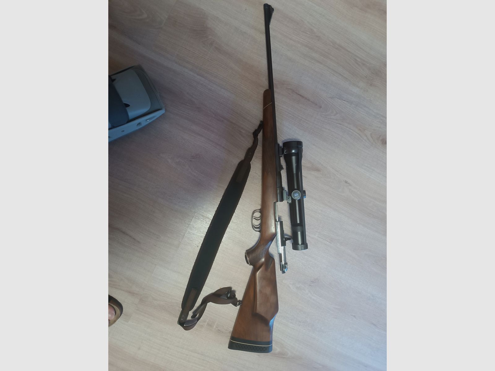 Mauser Modell 66, Baujahr 1968, .30-06 – Zeiss Diavari VM 2,5–10x50 T* auf Schwenkmontage