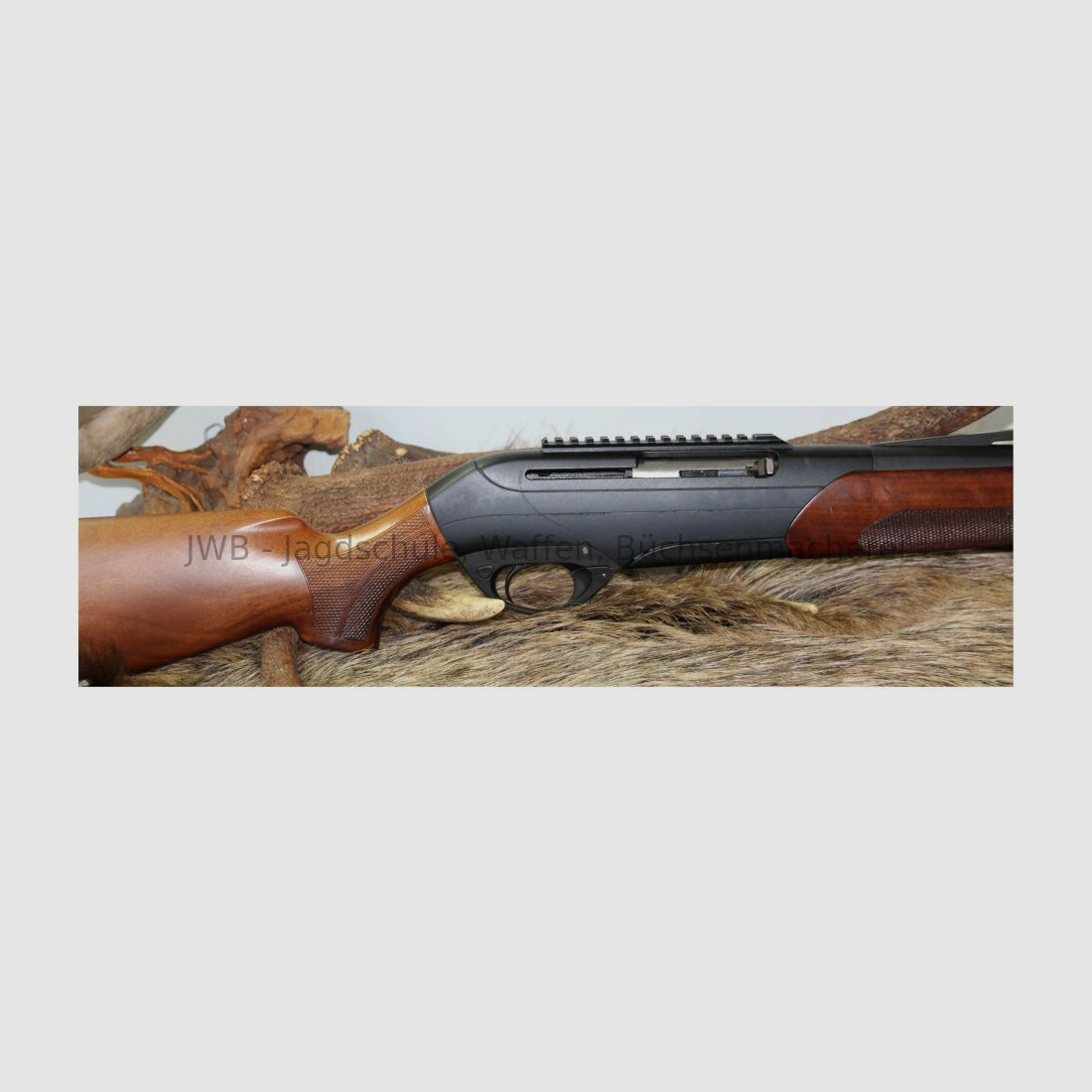 Carabine semi-automatique Merkel SR1 9,3x62
