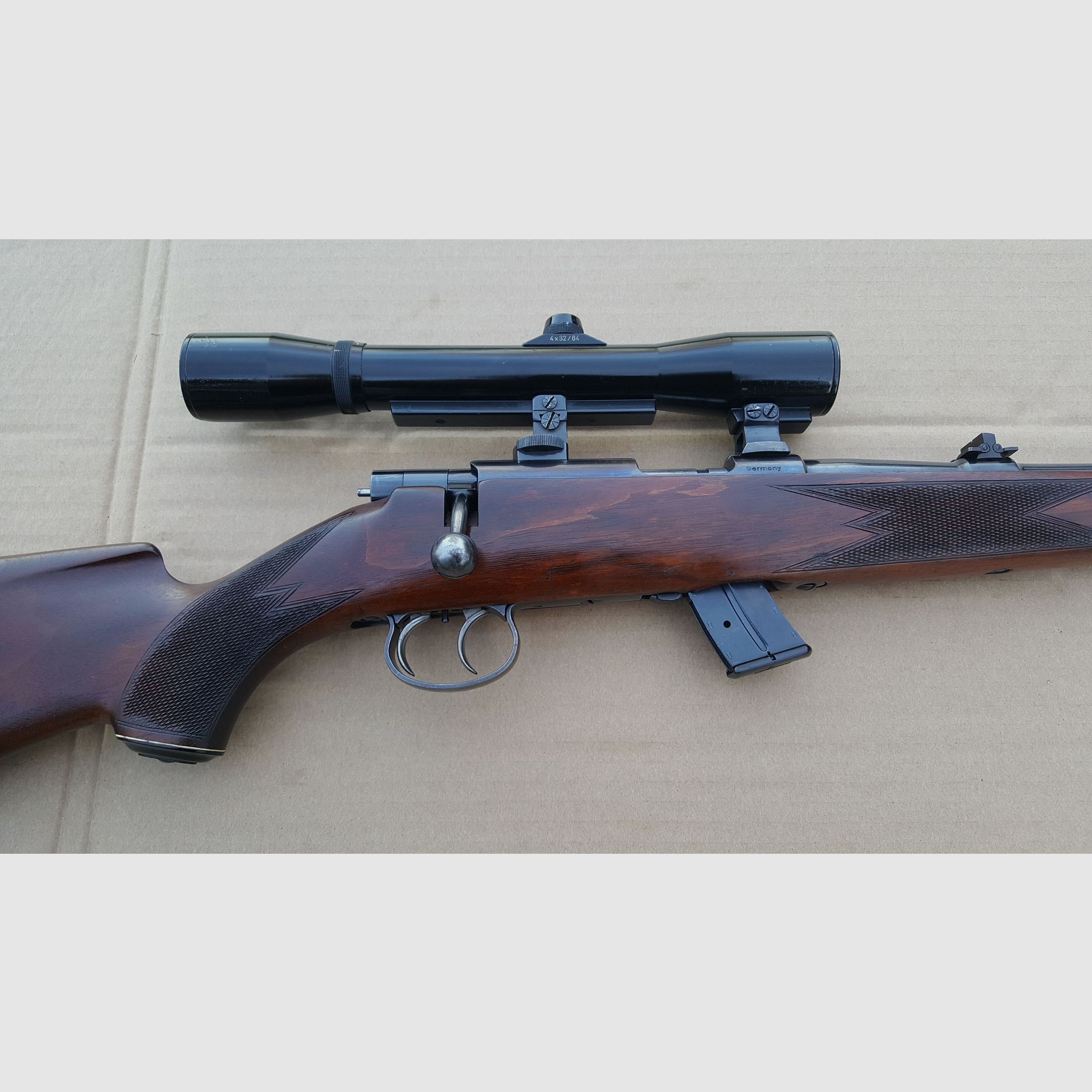 Rep. Büchse Anschütz Mod. 1418 D/St  (Stutzen) Cal.  .22LR