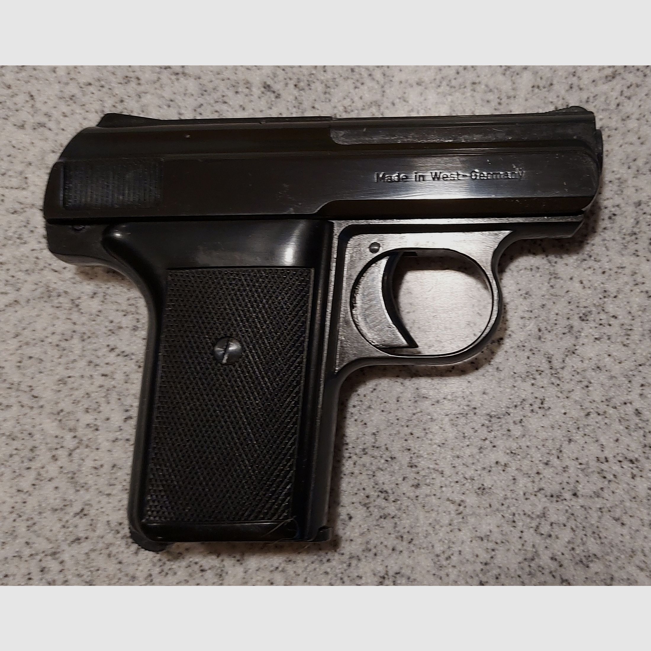 Reck Gas- Schreckschuss Pistole P6s