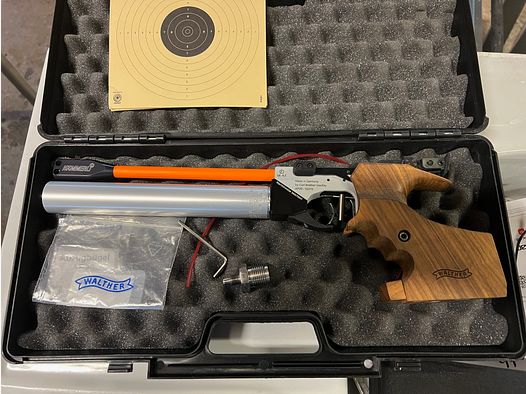 Hämmerli AP20  und Steyr LP2   