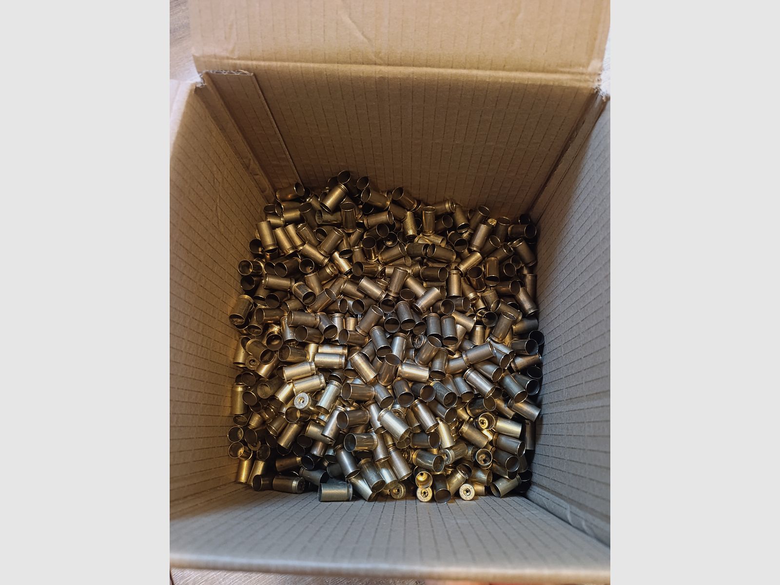 2800 casquillos casquillos de latón . 45 ACP (calibrados y encendidos)