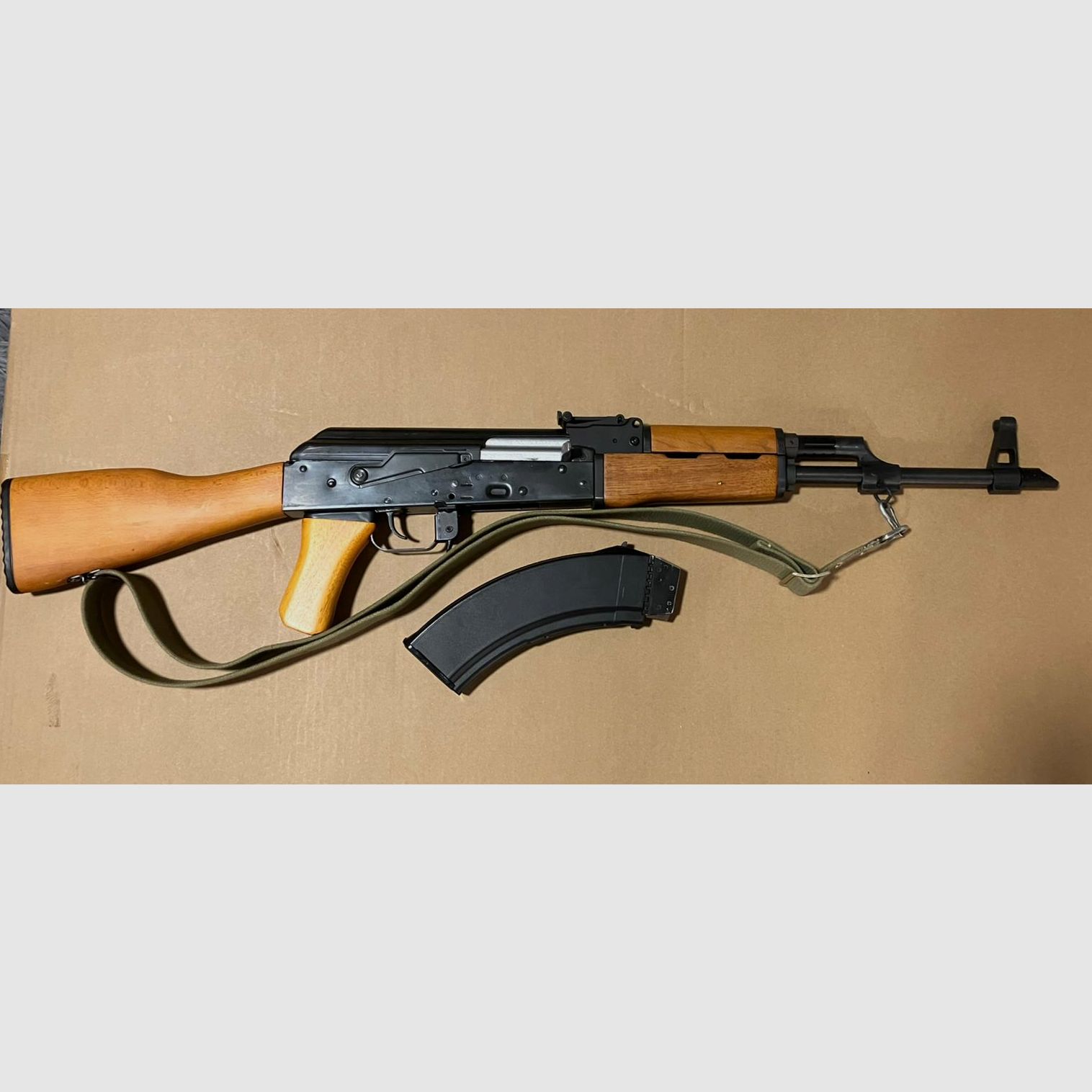 Kalashnikov AK47 Co2 air rifle 4.5 mm steel BB (P18)