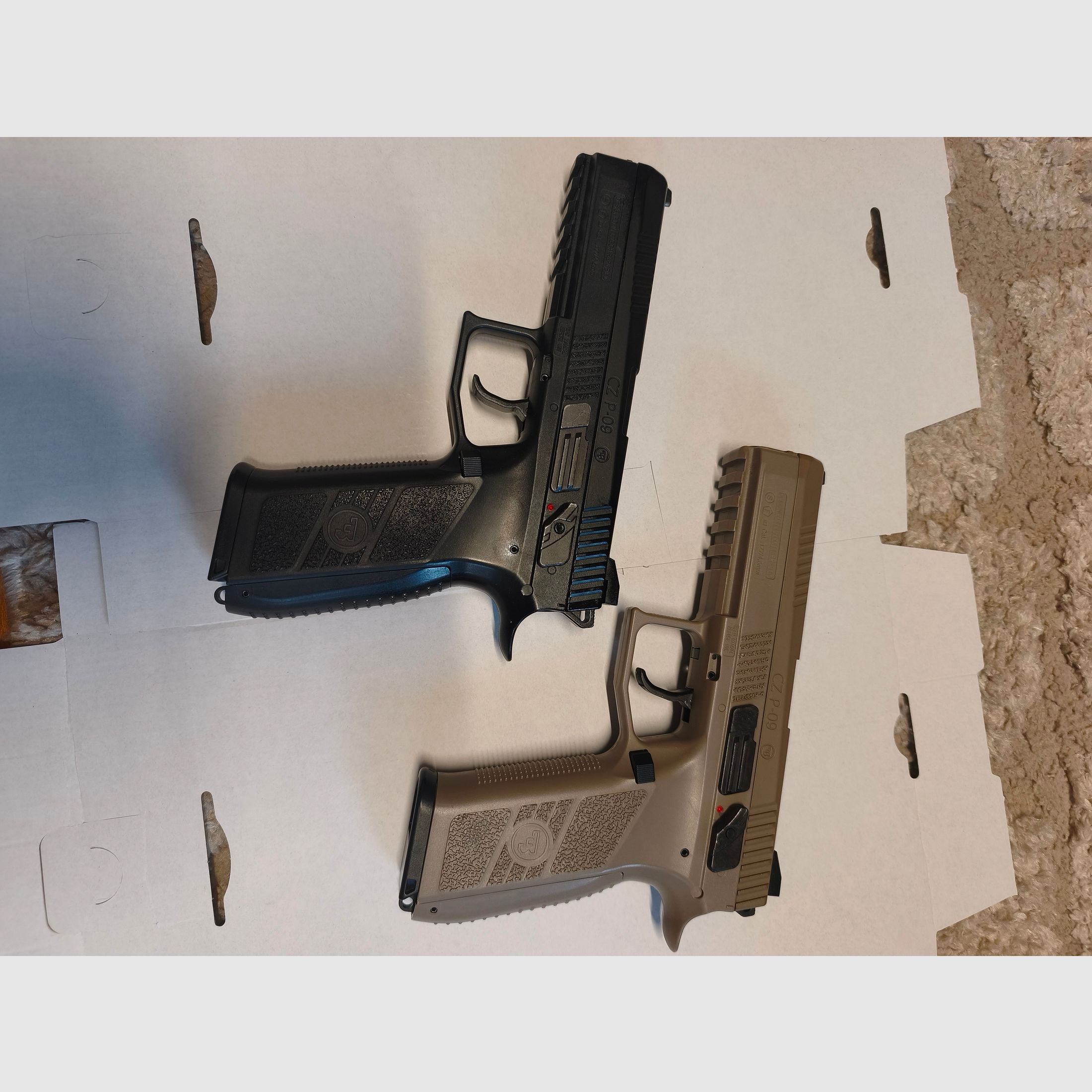 2x CO2 Pistool CZ P-09 4,5mm