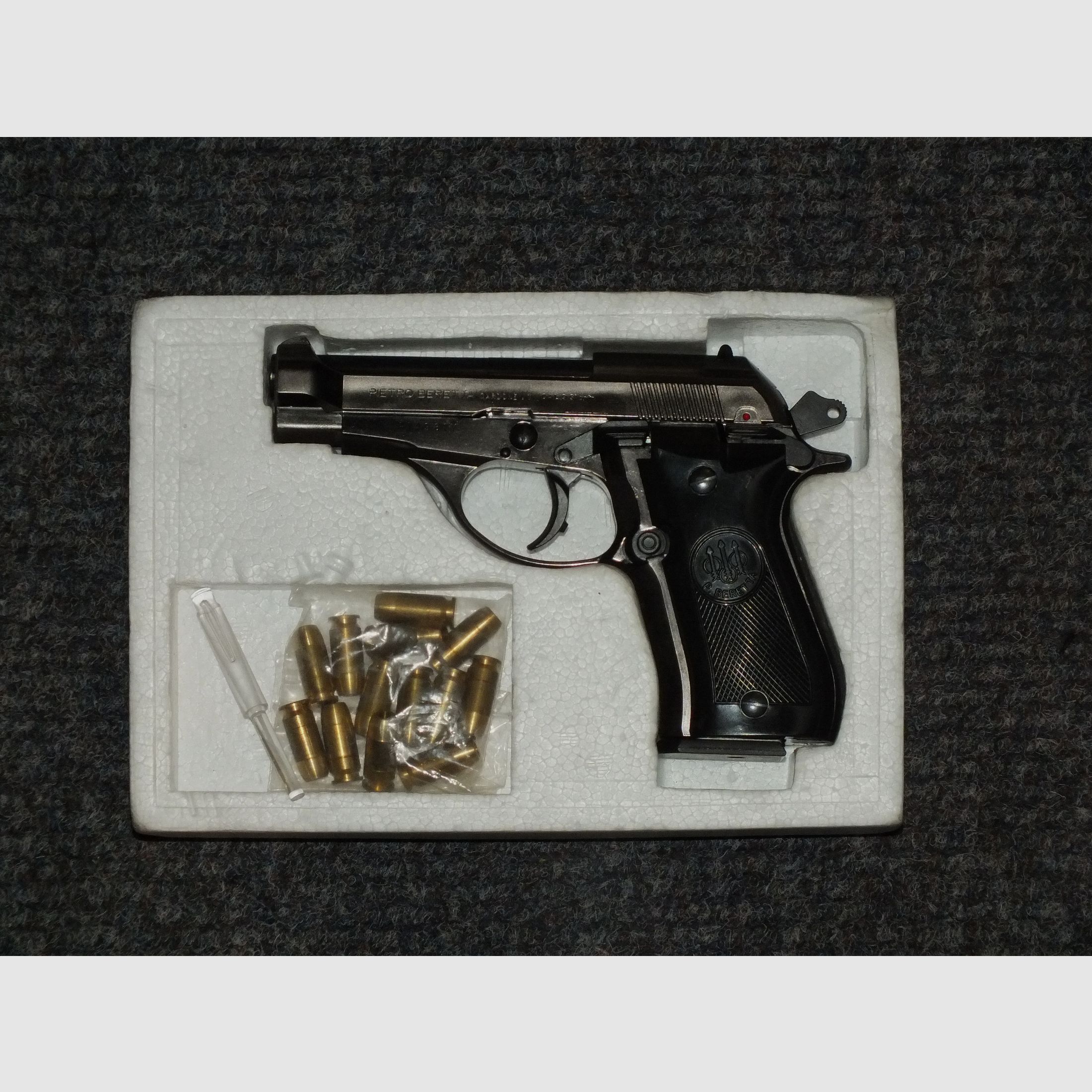 Pistola de película Marushin Beretta M 84