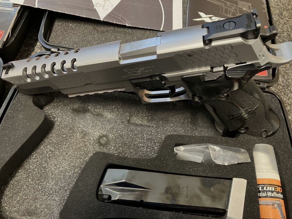 Sig Sauer X6 P226 Club 30 mit Wechselsystem 9mm Luger