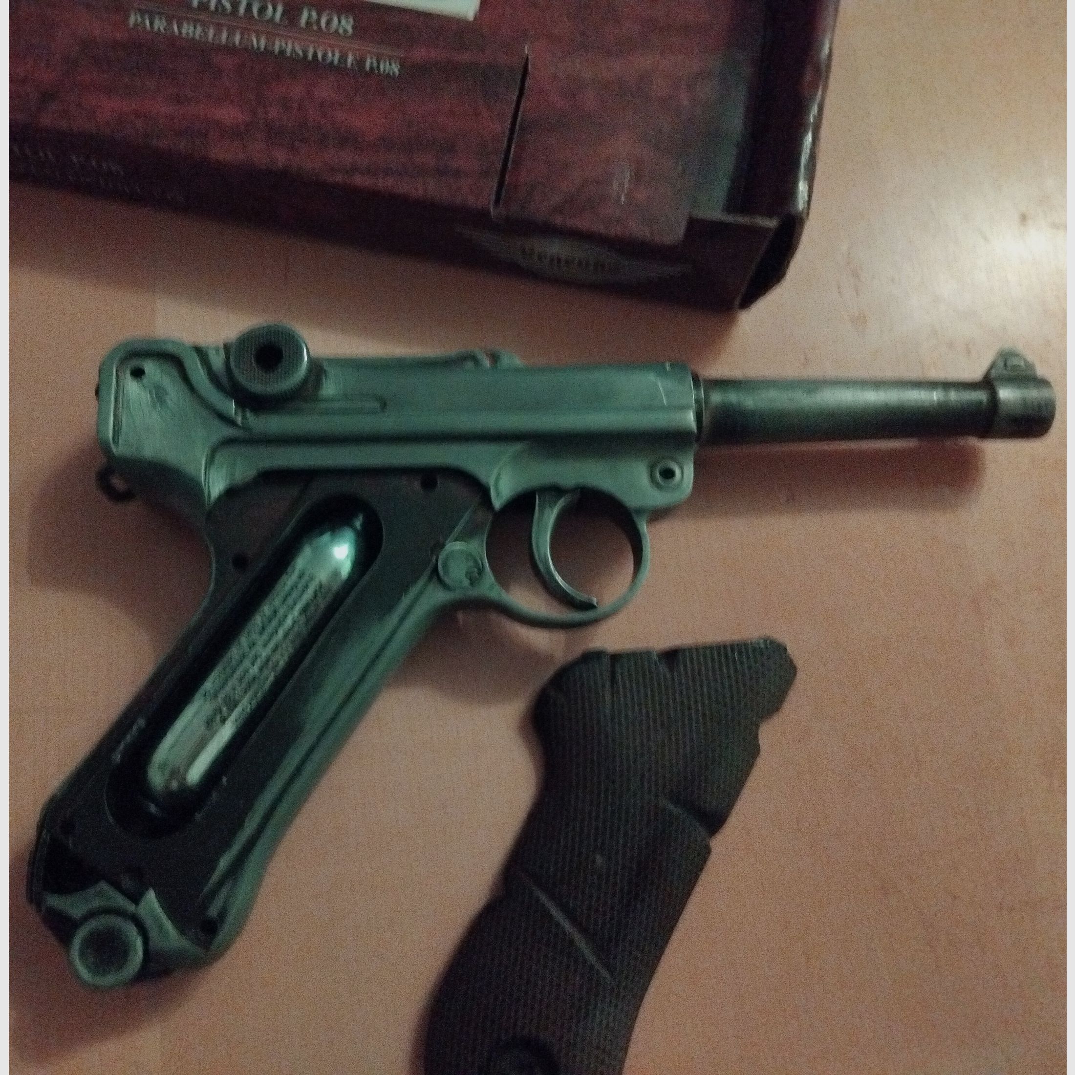 Umarex P08 ( CO2,  4.5mm, Non Blowback)