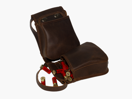 Pair of French hunting bags in oiled leather Setter