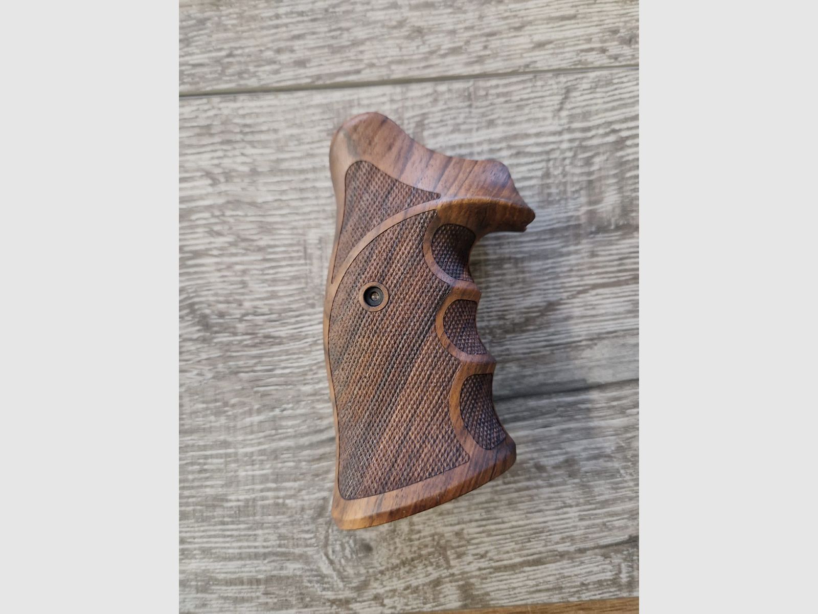 Griffschalen S&W K / L Holz, Bild 2 von 2