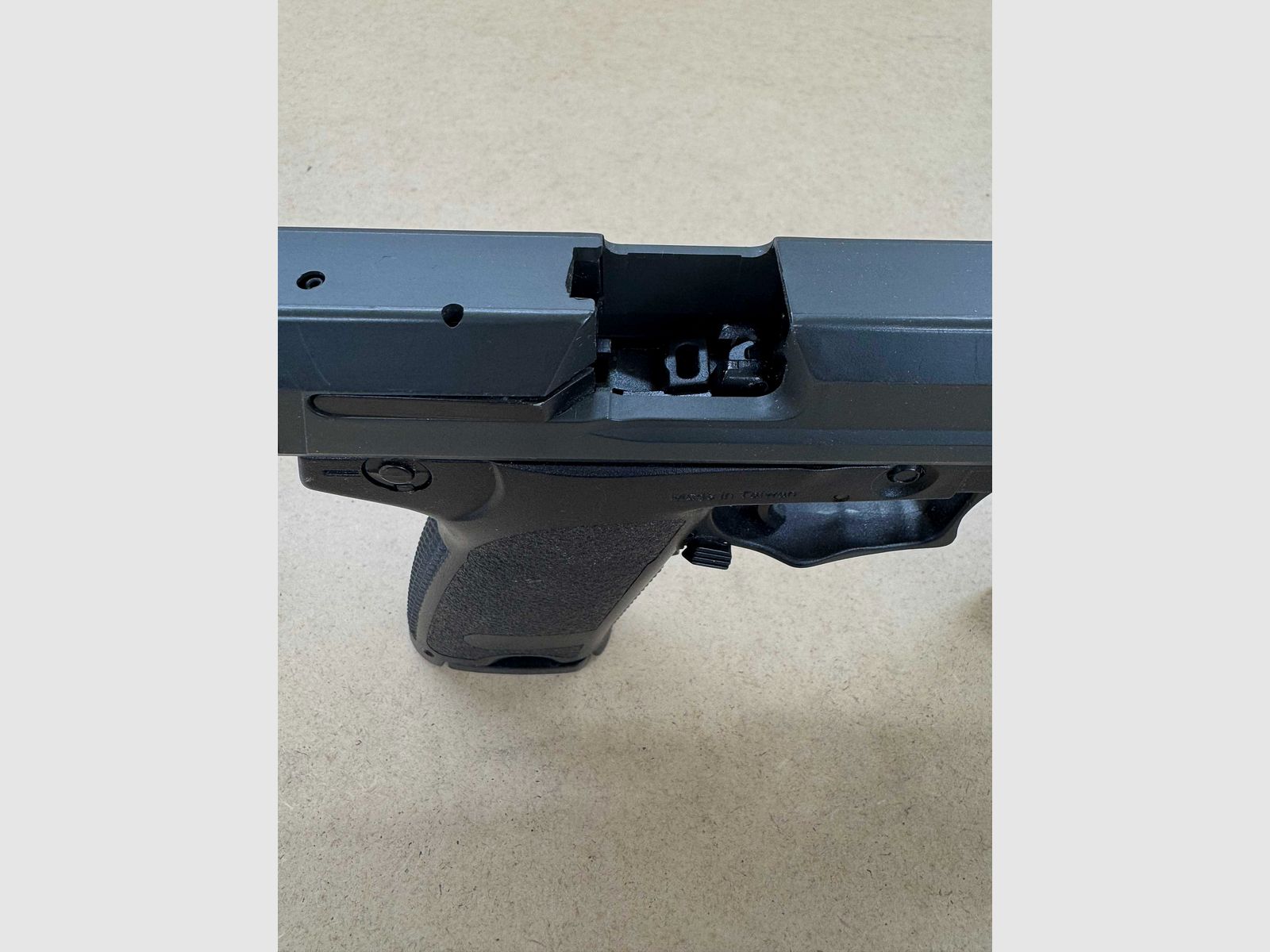 Umarex USP Compact GBB – Bastlerobjekt (Magazin undicht) | viel Zubehör