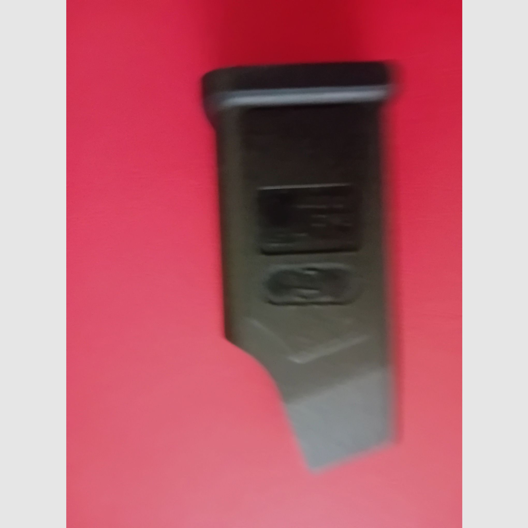 Magazine pistol 9 x 19 mm