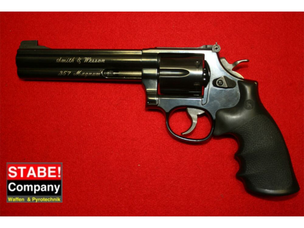 Smith & Wesson	 586 Target Champion