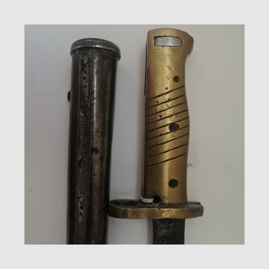 Rarissime ERSOC Bajonett Ersatz EB75 deutsch – Griff aus Messing auf Basis Klinge des Bajonetts mit Hülse Albini Braendlin, Bild 8 von 15