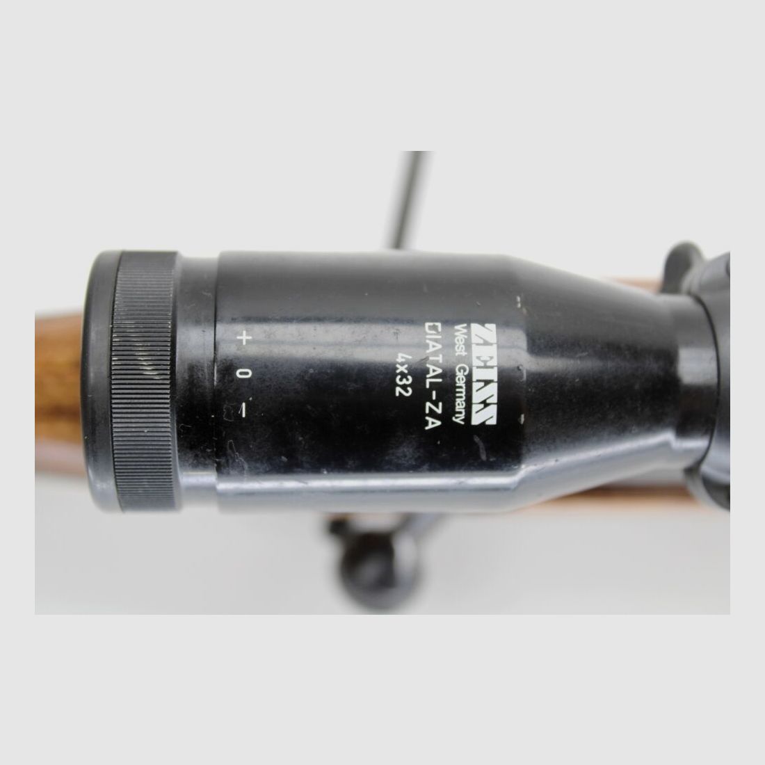 Rep. Büchse Winchester 70 XTR Sporter Magnum Kal. .338 Win Mag inkl Zeiss # Pfandversteigerung 17.7.25