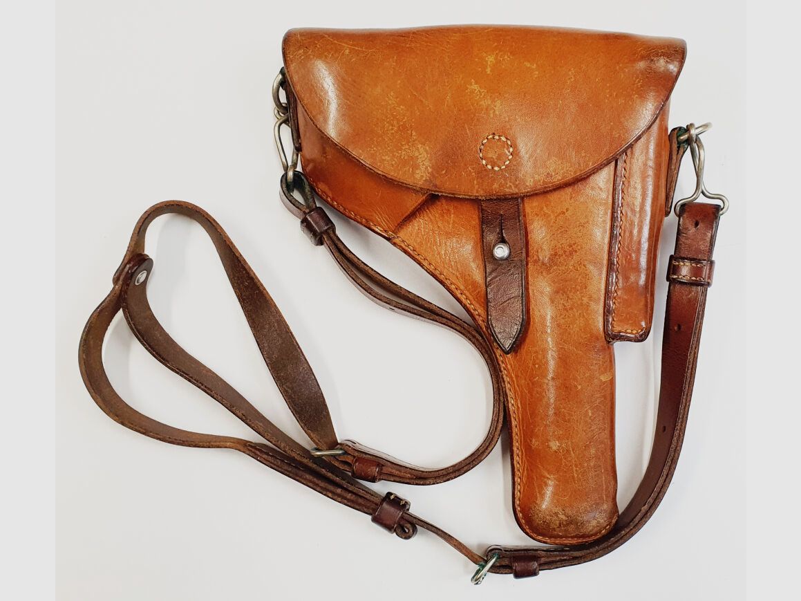 SIG Pistool SIG P210-2 in kaliber 9mm Luger (9x19) inclusief holster en reservemagazijn, GEMAAKT IN ZWITSERLAND