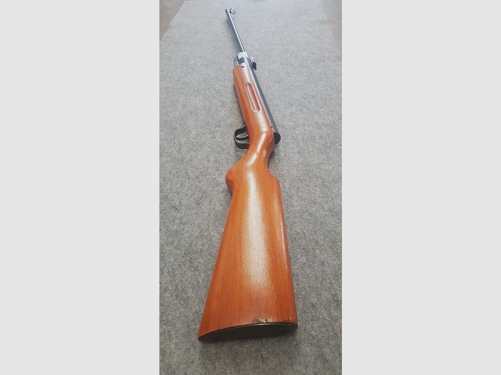 Seitlich verschraubt !!!  Seltene Ausführung  schönes Haenel Mod.  III-284   III 284 cal. 4,5mm Diabolo