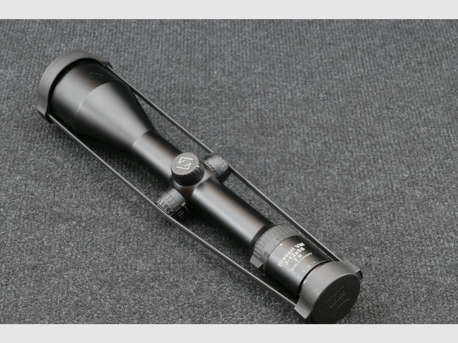 ZEISS Diavari VM 3–12x56 T* – illuminated reticle 44 / night reticle – ZEISS internal rail