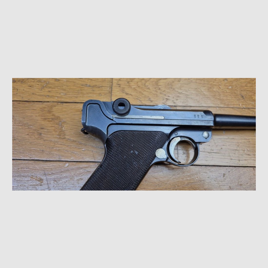 Muy bonito Pistol Luger P08 Primera guerra mundial – Fabricación DMW de 1915 – Totalmente monomatriculado excepto cargador – Muy buena mecánica – Cañón impresionante – Estado raro para sus 111 años! – TBE+, imagen 4 de 23